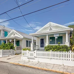 https://tradewinds.hotels-in-key-west.com